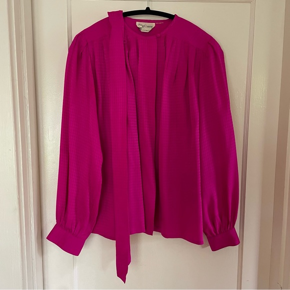 Oleg Cassini vintage silk pleated blouse - Picture 3 of 11